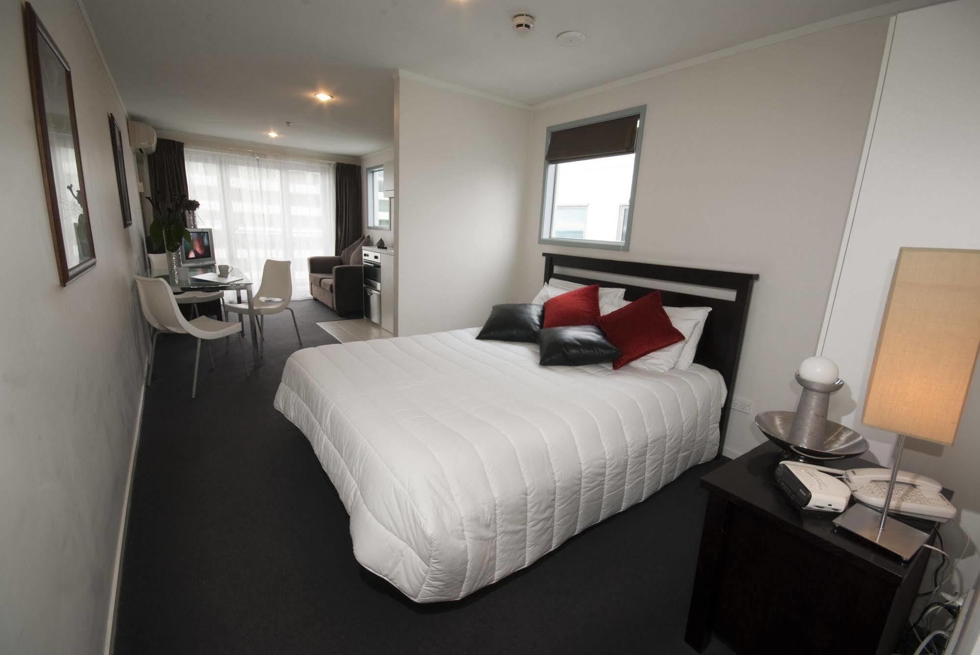 Waldorf Bankside Apartments Auckland Exterior photo